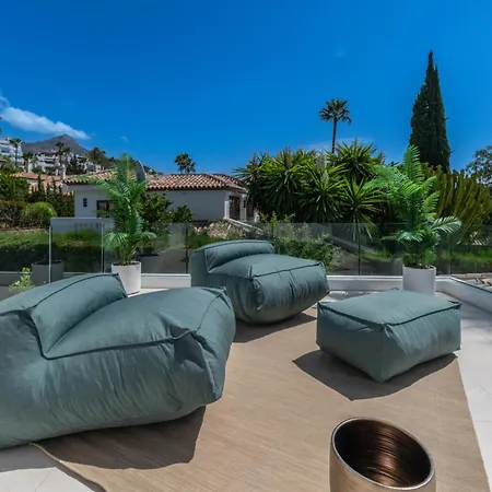 Vacation I Miraluna, Private Gated Community, Walkable To Golf Courses, Private Pool, Refurbished In 2024 * Marbella