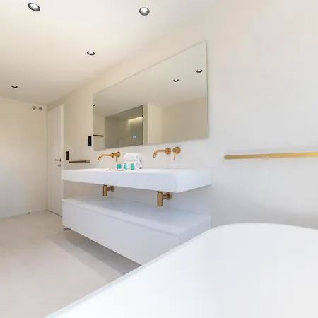 Vacation I Miraluna, Private Gated Community, Walkable To Golf Courses, Private Pool, Refurbished In 2024 Marbella