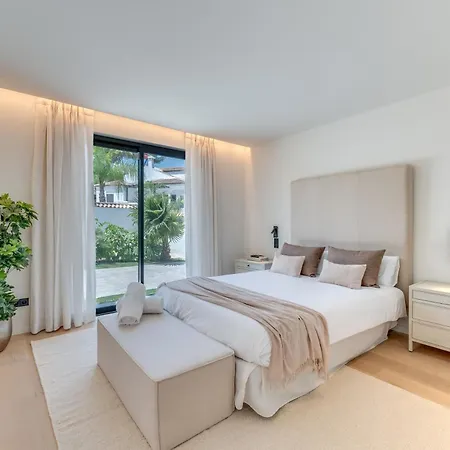 Vacation I Miraluna, Private Gated Community, Walkable To Golf Courses, Private Pool, Refurbished In 2024 * Marbella