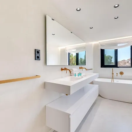 Vacation I Miraluna, Private Gated Community, Walkable To Golf Courses, Private Pool, Refurbished In 2024 Villa Marbella