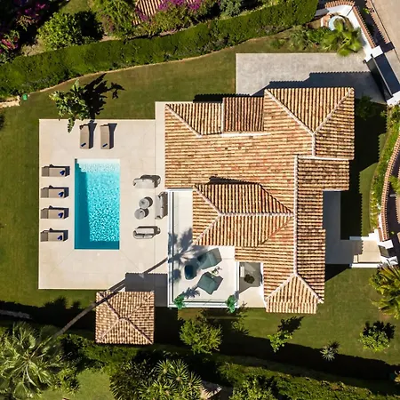 Vacation I Miraluna, Private Gated Community, Walkable To Golf Courses, Private Pool, Refurbished In 2024 * Marbella
